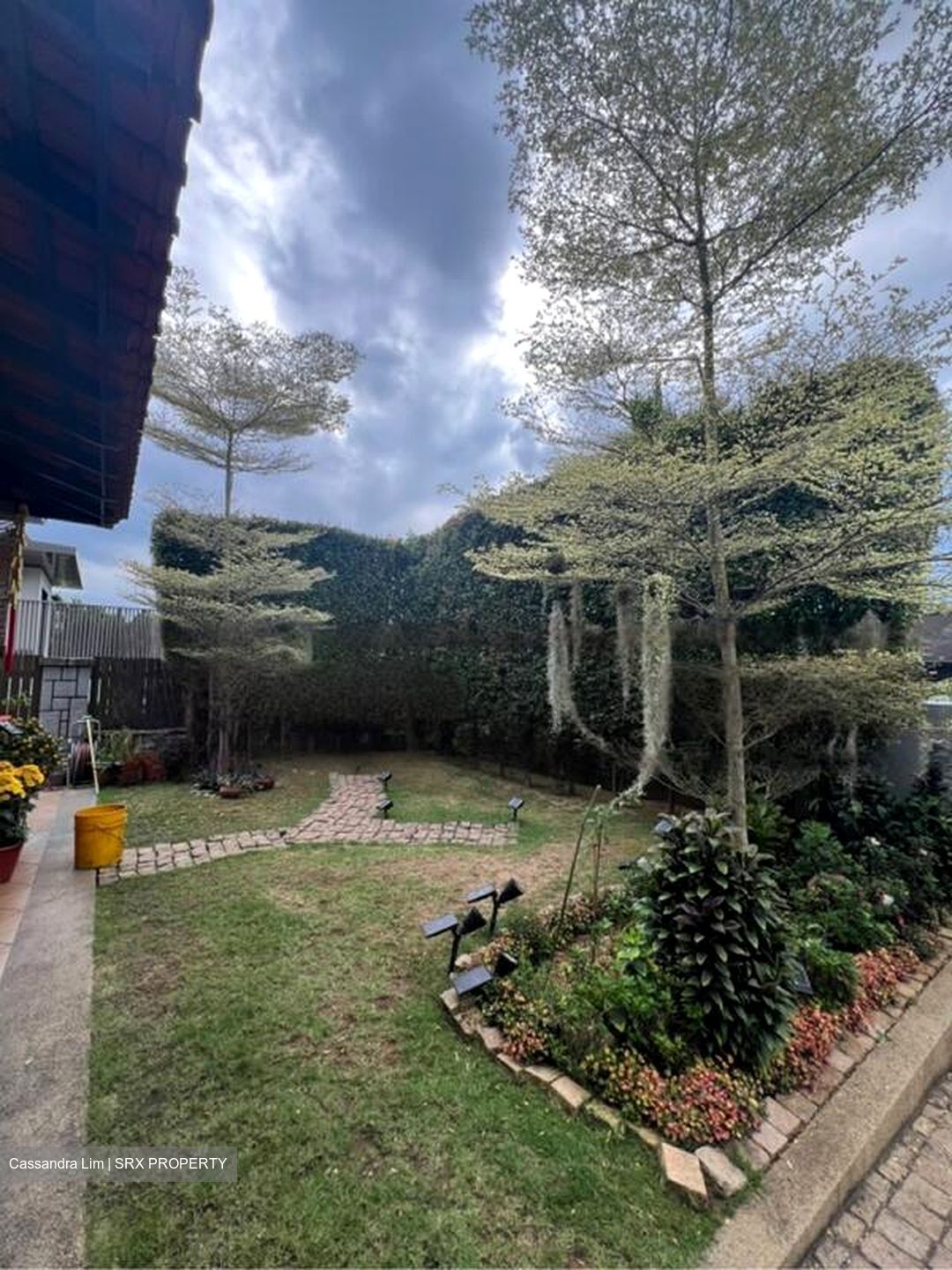 Vanda Crescent (D11), Semi-Detached #423720071